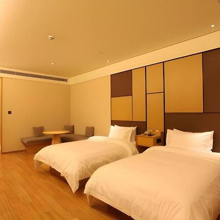 Ji Hotel Shanghai The Bund Tiantong Road Zewnętrze zdjęcie