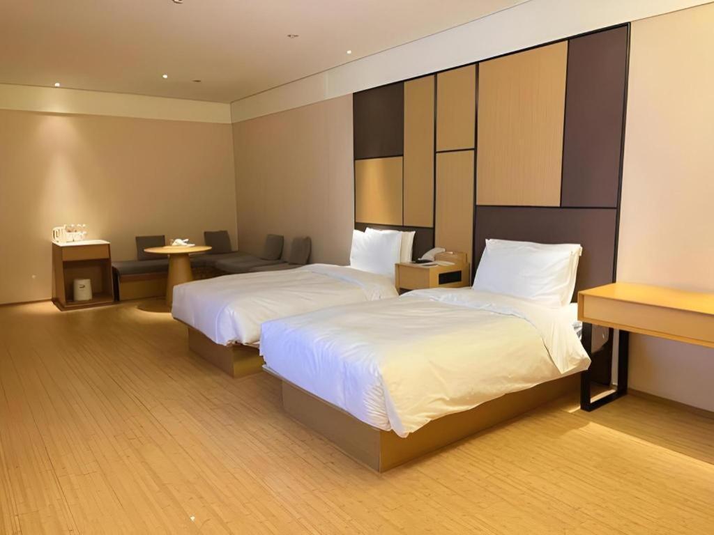 Ji Hotel Shanghai The Bund Tiantong Road Zewnętrze zdjęcie
