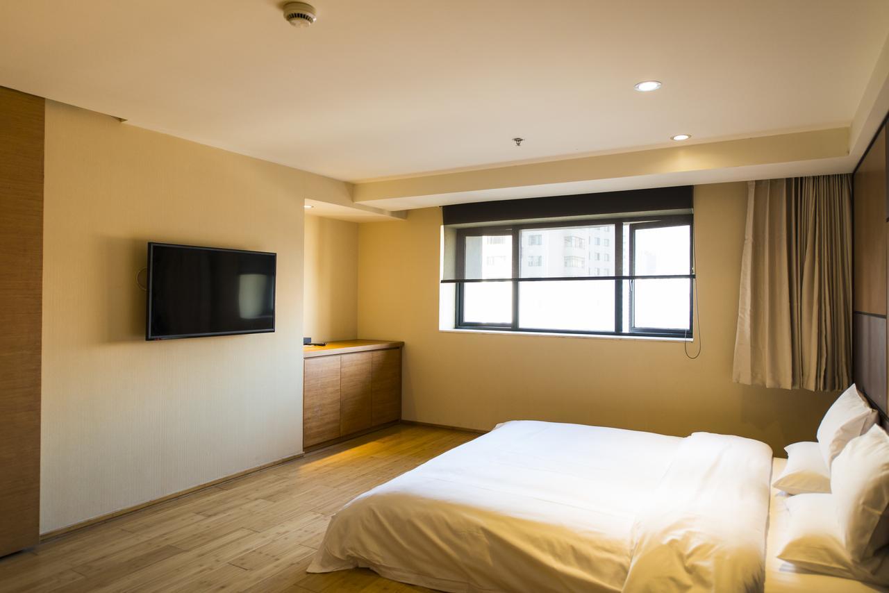 Ji Hotel Shanghai The Bund Tiantong Road Zewnętrze zdjęcie