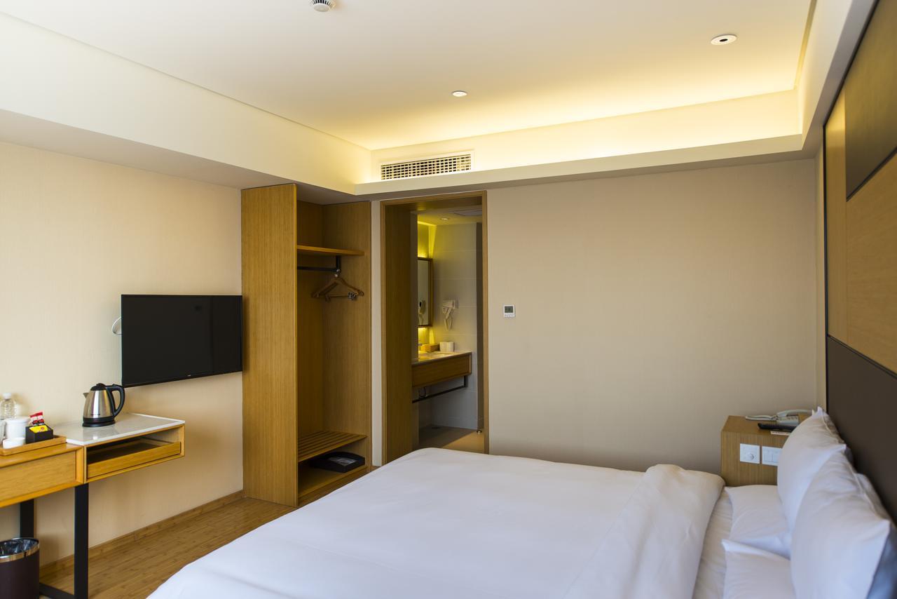 Ji Hotel Shanghai The Bund Tiantong Road Zewnętrze zdjęcie