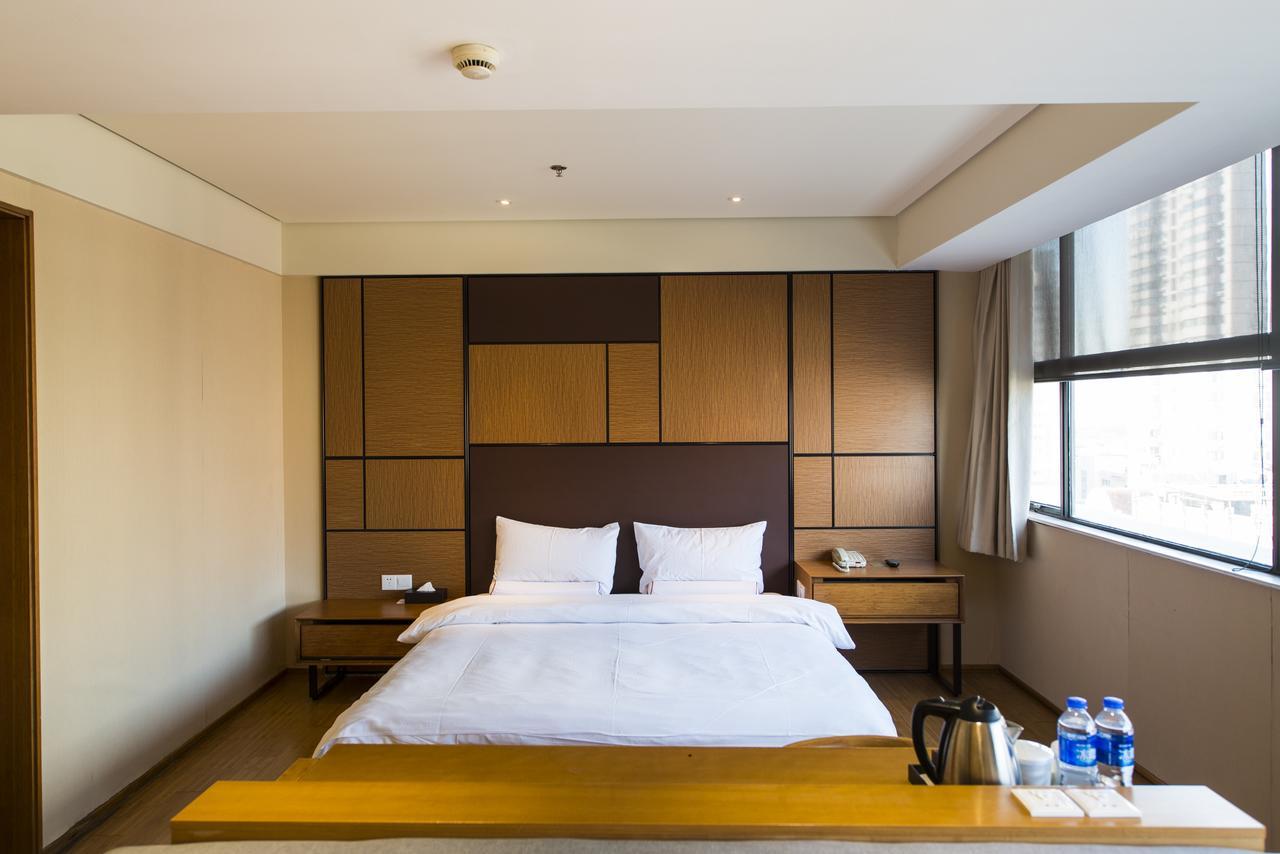 Ji Hotel Shanghai The Bund Tiantong Road Zewnętrze zdjęcie